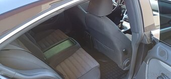 Passat CC 2.0tdi CR manuál - 7