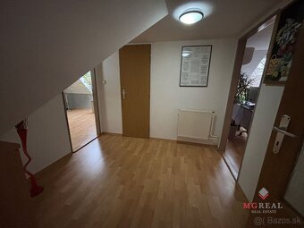 Rodinný dom Topoľčany s bazénom / Dvojgeneračný - 7