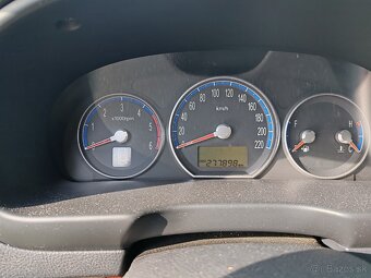 Hyundai Santa Fe 2.2 CRDi, 2007 – na opravu / náhradné diely - 7