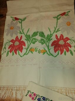 Staré textílie. - 7