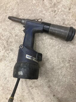 Pneumatické nitovacie kliste Genesis - 7