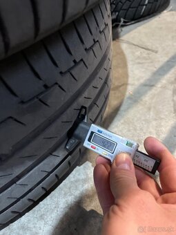 235/55 R19 V XL continental - 7