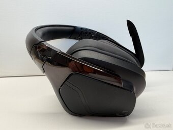 Logitech G935 Wireless 7.1 Surround Sound LIGHTSYNC Gaming H - 7