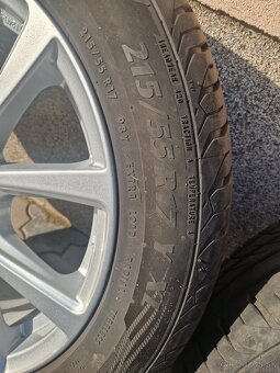 VW, Letna sada pneu na diskoch 215 55 r17 len 7000km - 7