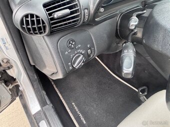 Mercedes- Benz C 180 Kompressor (203.746) - 7