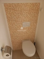 Štýlová obchodná prevádzka s výmerou : 37 m2- v centre, neďa - 7