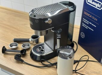 De’Longhi Dedica EC 685.BK - 7