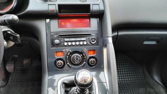 9 ročné auto 158t km len za 5900€ - 7