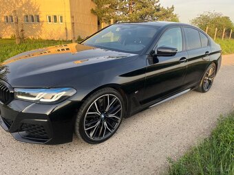 BMW 550i xdrive - 7