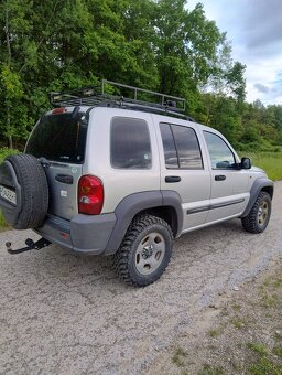 Jeep cherokee KJ 2,5 crd - 7