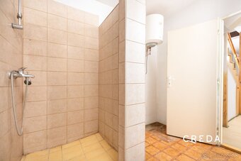 CREDA | predaj 2 - izb. rodinný dom s veľkým pozemkom, Never - 7