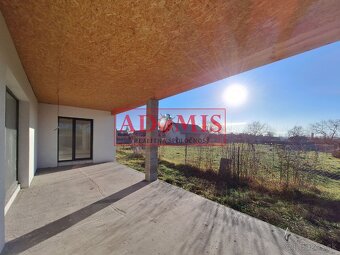 Predáme novostavbu a základ.platňu 943m2 Veľká Ida,kompletné - 7
