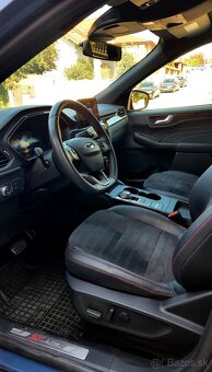 Predám  Ford Kuga 2.0 TDCi EcoBlue 150k ST-Line A/T AWD (202 - 7