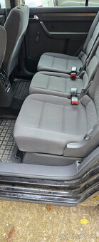 VW Touran - 7