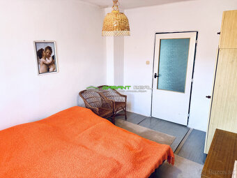 Predaj 2-podl. rodinný dom, garáž, pozemok 1891 m2, Svinia - 7