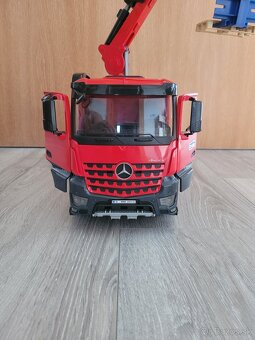 Bruder nakladne auto s rukou - 7