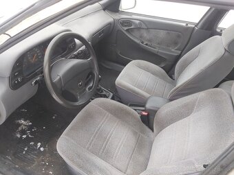 Daewoo Espero 1.5 GLX - 7