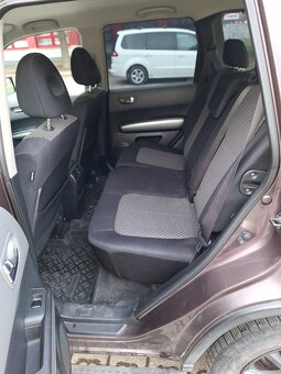 Nissan X-Trail T31 2,5 benzín - 7