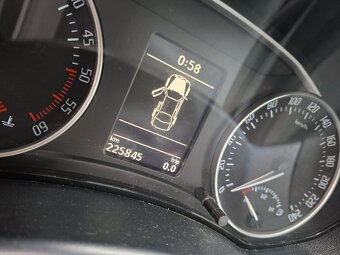 Skoda octavia 2 1.6tdi 4x4 - 7