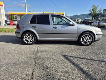 Volkswagen Golf 1.4 - 7