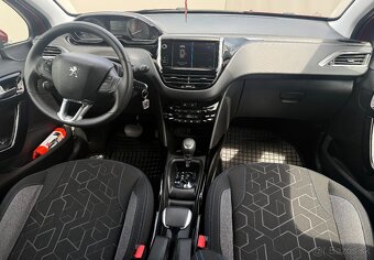 Peugeot 2008 1.2 PureTech 130k E6.2 Signature A/T - 7