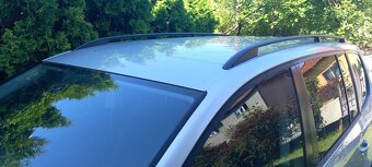 Volkswagen Touran 1,6 TDI Comfortline DSG - 7