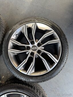 225/40 R18 KIA - 7