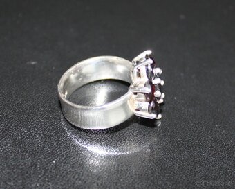 Prsteň s granátom striebro 925 - 7