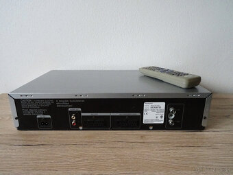 Špičkový videorekordér PANASONIC NV-HV61, 6 hlav,Hifi Stereo - 7