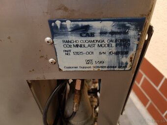 Stroj na tryskanie suchým ľadom CAE Alpheus CO2 Miniblast PT - 7