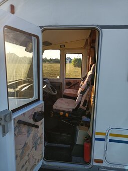 Obytný Euramobil Fiat Ducato 2.8 idtd 90kw Klimatizace - 7