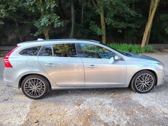 Volvo V60 R design 2011 125kw - 7