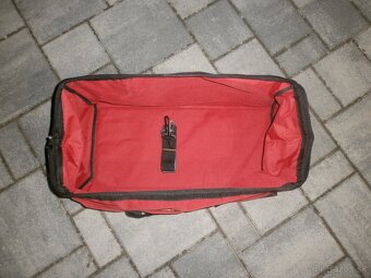 Predam kotucovu pilu Milwaukee CCS55-0 - 7