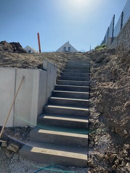 Realizacia zámkovej dlažby, ploty, oporné múry - 7