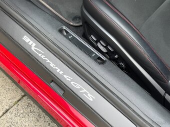 Porsche 911 Carrera 4 GTS - 7