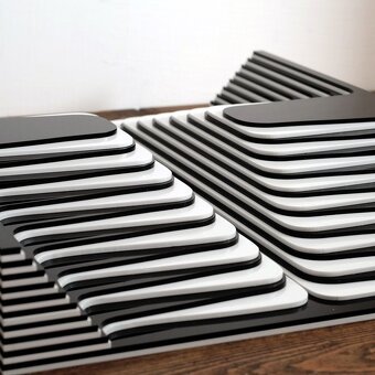 Gio Schiano - Sculpture, Cloned DNA - 42 cm - cast methacryl - 7