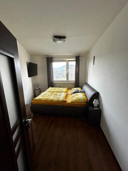 -NAJLACNEJŠÍ- 3i BYT PO REKONŠTRUKCII, BALKÓN, BREZNO MPČĽ - 7