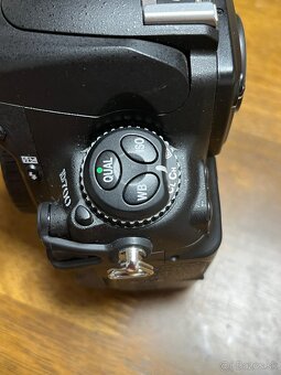 Nikon D700 + grip MB-D10 - 7