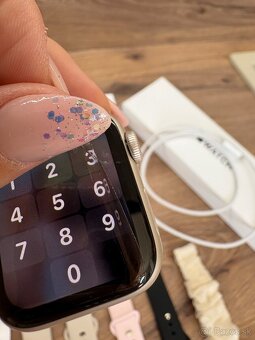 Apple watch SE 2024 40mm - 7