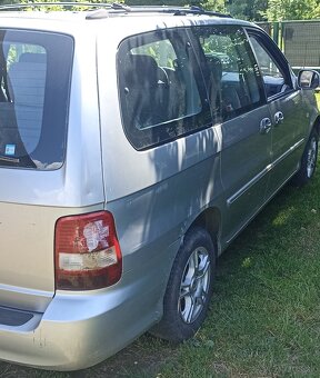 Kia carnival 2.9crdi - 7