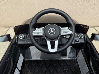 Elektrické autíčko Mercedes-Benz CLS 350 čierne - 7