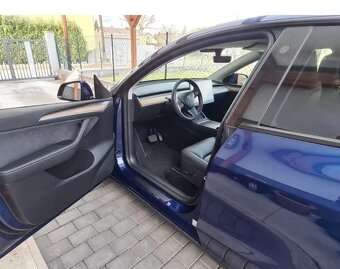 Tesla Model Y dual motor LR - 7