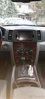 Jeep Grand Cherokee - 7