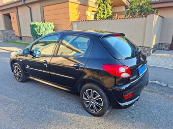 Peugeot 206+ 1.4i 55kw 2012 92 000km Limited Edition - 7