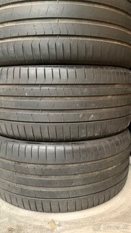 315/30 r22 Pirelli letne - 7