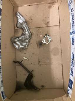 Repasované súčiastky na motor Renault Master M9T 726 - 7