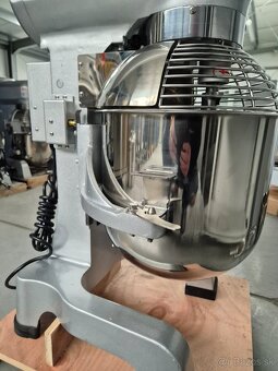 KUCHYŇSKKÝ ROBOT 20L ŠLAHAČ MIESIČ CESTA - 7