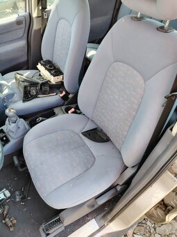Mercedes A - 7