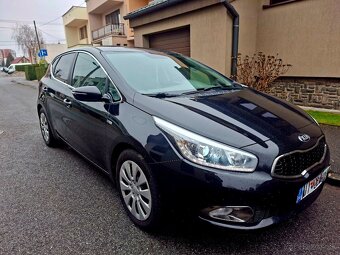 Kia Ceed 1.6 GDI 99kw Benzín 2014 Exclusive - 7