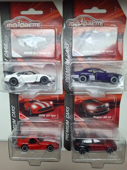 Modely autičok hotwheels a majorette - 7